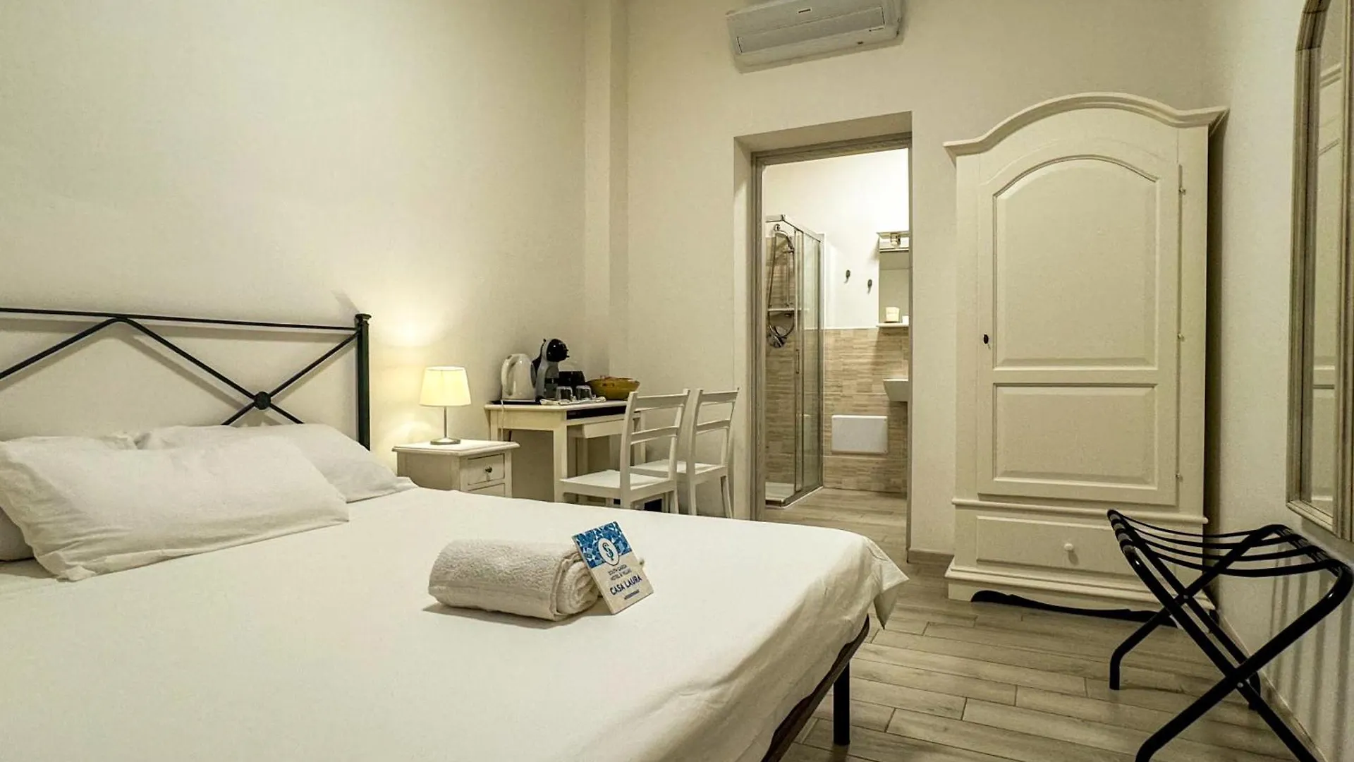 Casa de hóspedes Sg Rooms - Casa Laura Peschiera del Garda